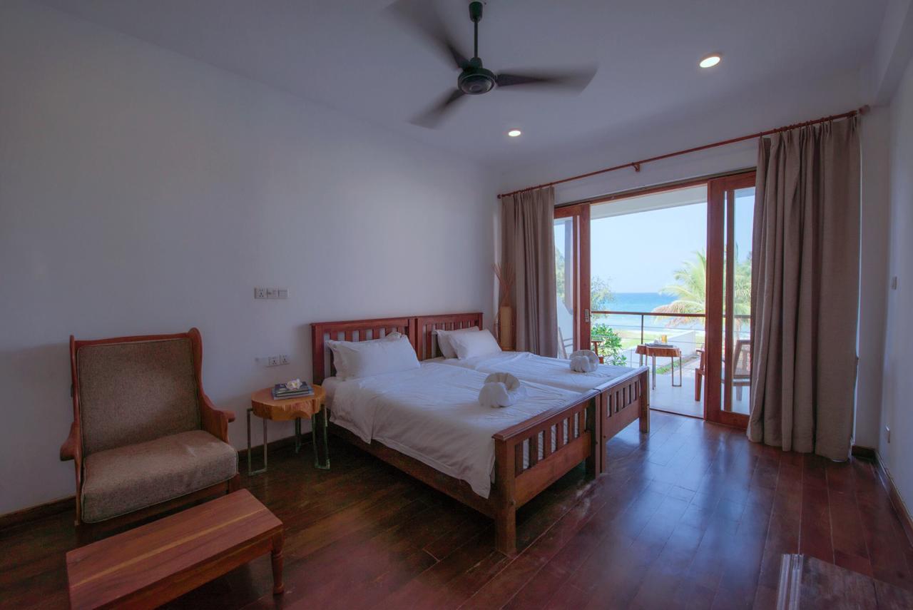 Cardamon Hotel Nilaveli Esterno foto